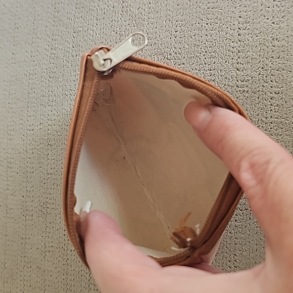 Frida Kahlo Coin Purse - Picture 3 of 5